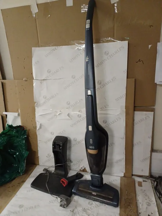 AEG CX7-2-I360 CORDLESS 2-IN-1 STICK VACUUM CLEANER