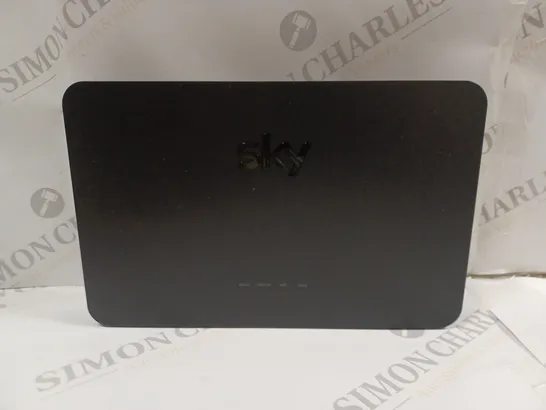 BOXED SKY BROADBAND HUB SR203