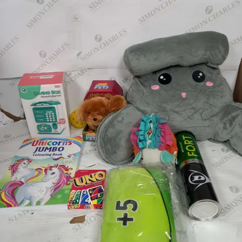 LARGE BOX OF ASSORTED TOYS AND GAMES TO INCLUDE TEDDIES, SAVING BOX AND COLOURING BOOKS