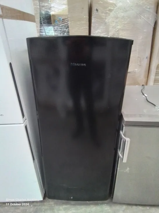 HISENSE RR220D4ABF 52CM FREESTANDING RETRO FRIDGE - UNPROCESSED RAW RETURN