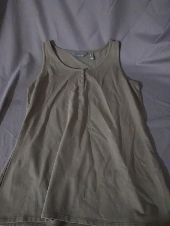 RUTH LANGSFORD PLACKET VEST TOP IN KHAKI SIZE M 