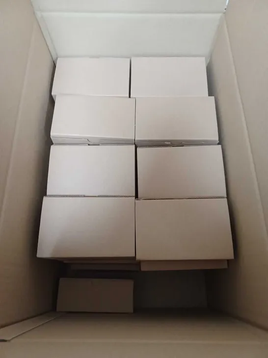 APPROXIMATELY 25 X BOXES OF 5CM HEPA FILTERS - 6 FILTERS PER BOX	