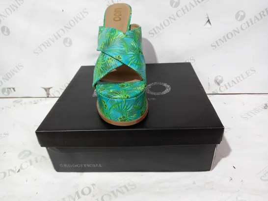 BOXED PAIR OF EGO EVERMORE PLATFORM HEELS IN GREEN WITH LEAF PATTERN UK SIZE 9