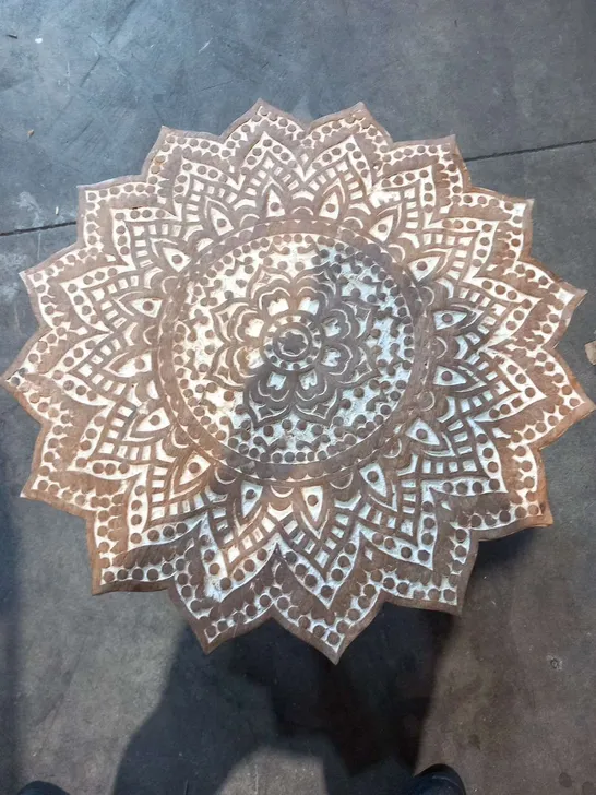 HAND CARVED FLORAL SHAPE MANGO WOOD TABLE (SIZE 66X66X56 CM)