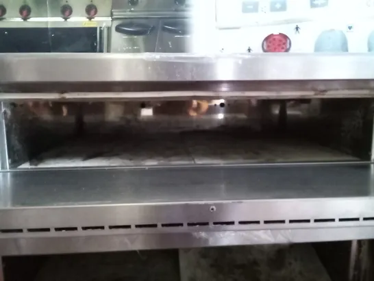 LINCAT PIZZA OVEN PO69X