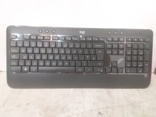 BOXED LOGITECH MK540 WIRELESS KEYBOARD 