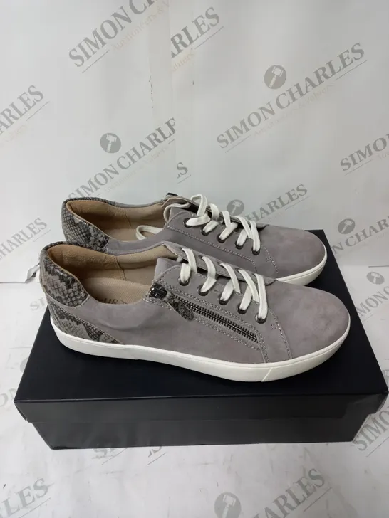 BOXED NATURA SNAKE SKIN PRINTED TRAINER - SIZE 6.5