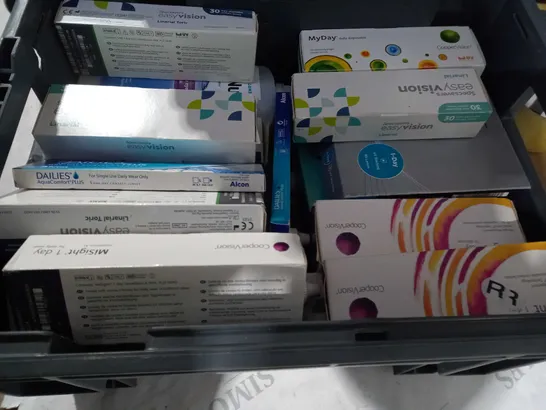 APPROX 20 ITEMS TO INCLUDE EYEXPERT, COOPERVISION PROCLEAR, EASYVISION SOLUTION