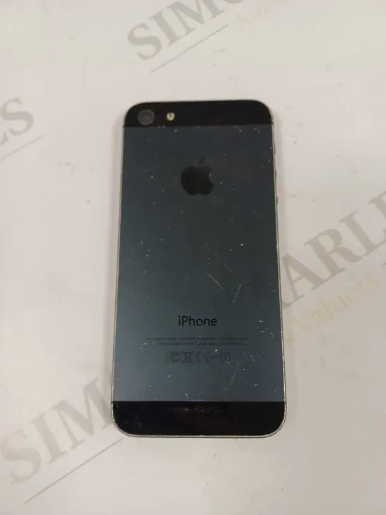 APPLE IPHONE 5 (A1429) 