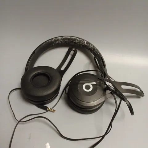 BEATS EP WIRED ON EAR HEADPHONES 