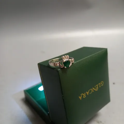 BOXED GLENCARA WHITE 14K GOLD CLADDAGH RING IN EMERALD