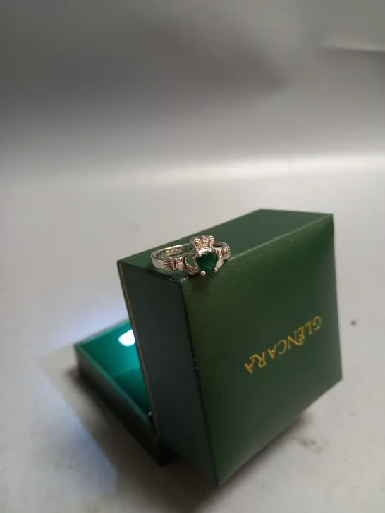 BOXED GLENCARA WHITE 14K GOLD CLADDAGH RING IN EMERALD