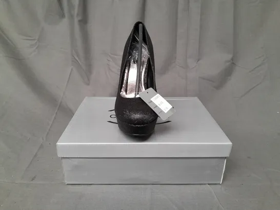 BOX OF APPROXIMATELY CASANDRA CLOSED TOE HIGH HEEL SHOES IN BLACK W. GLITTER EFFECT - VARIOUS SIZES