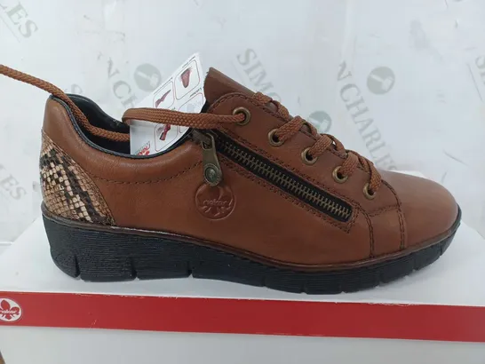 BOXED RIEKER ZIP SHOES IN BROWN - SIZE 40