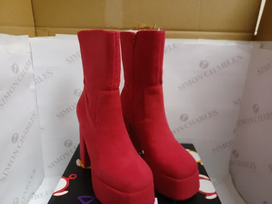 KOI VEGAN TELETUBBIES PO FLUFFY PLATFORM BOOTS - RED SIZE 9