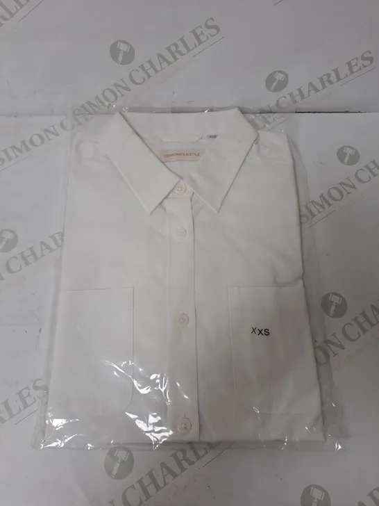 SEALED SET OF 6 BRAND NEW CORPORATIVE STYLE WHITE WOMENS SHIRT - XXS