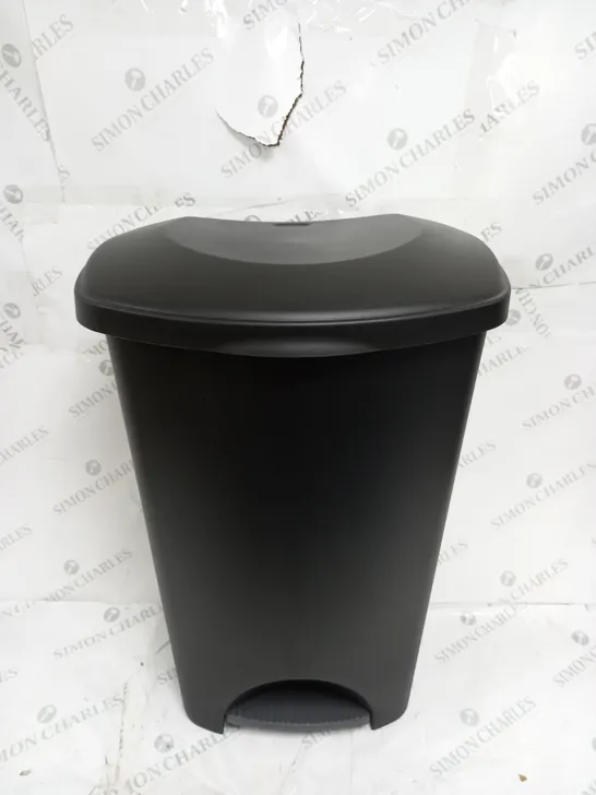 ADDIS 50 LITRE PEDAL BIN, BLACK RRP £16.99