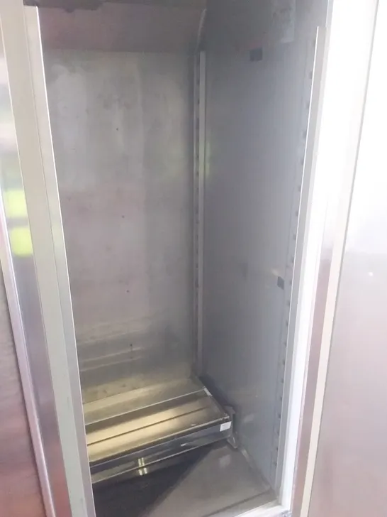 LARGE DISPLAY FRIDGE 