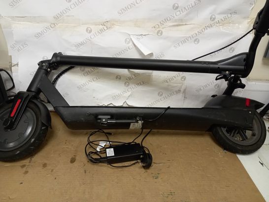 ZINC ECO MAX ELECTRIC SCOOTER RRP £399.99