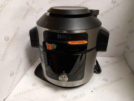 NINJA FOODI MAX SMARTLID MULTI-COOKER 