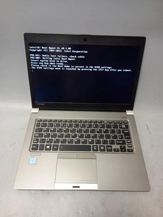 TOSHIBA PORTEGE 230-C LAPTOP IN SILVER