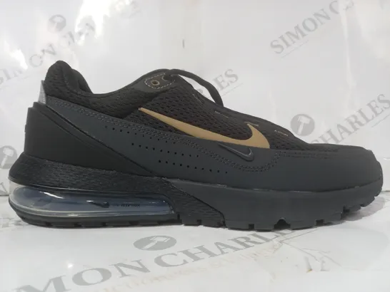 PAIR OF NIKE AIR MAX SHOES IN BLACK/GOLD UK SIZE 8