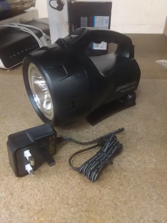 AP PRO SERIES RECHARGEABLE LIGHT