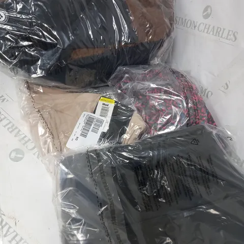 BOX OF APPROXIMATELY 10 ITEMS OF CLOTHING TO INCLUDE WINTER COAT, MIRACLESUIT, TOPS ETC