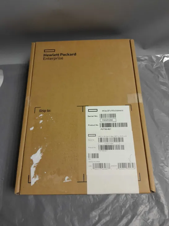 BOXED HEWLETT PACKARD ENTERPRISE DL180 GEN10 REAR 2SFF TO P816I-A ENABLEMENT KIT