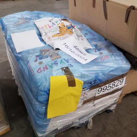 PALLET CONTAINING APPROXIMATELY 50 BAGS OF 15KG PLAY SAND 