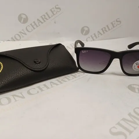 RAY-BAN JUSTIN CLASSIC SUNGLASSES 