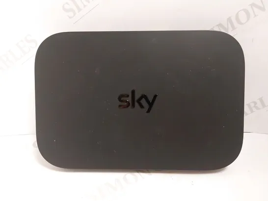 SKY Q SET TOP BOX - EM150