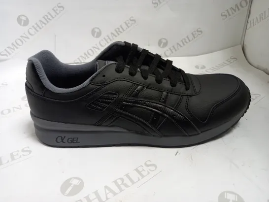 BOXED PAIR OF ASICS GT-II LEATHER TRAINERS, BLACK, UK 11.5