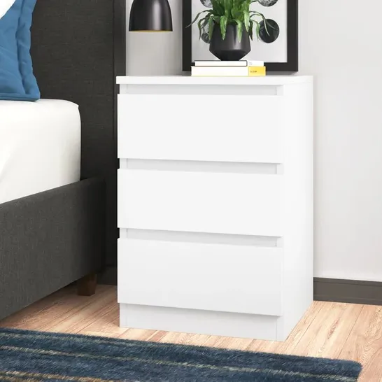 BOXED BRAUNSTEIN 3 DRAWER BEDSIDE TABLE WHITE