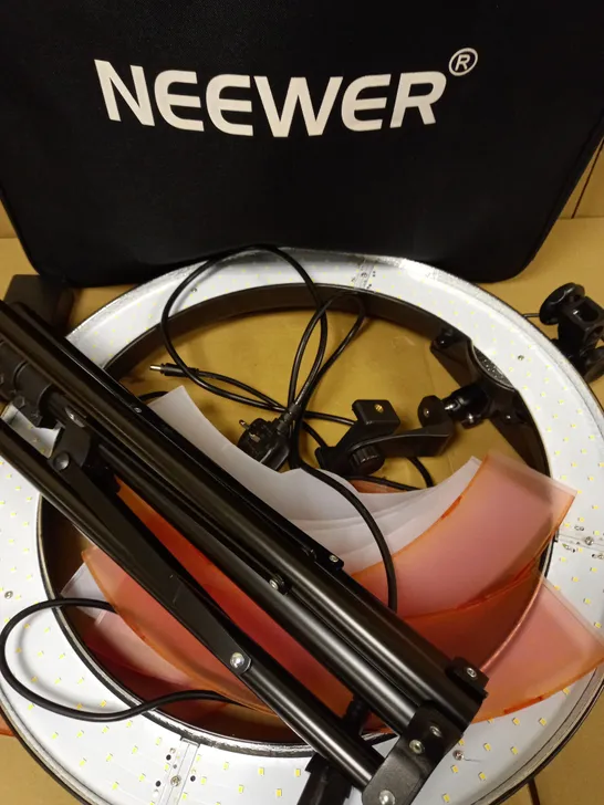 NEEWER RL-18 SMARTPHONE RING LIGHT KIT