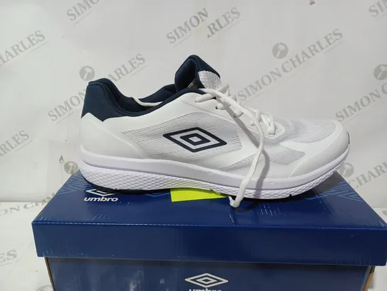 UMBRO MENS RISPONSA SHOES - UK 12 