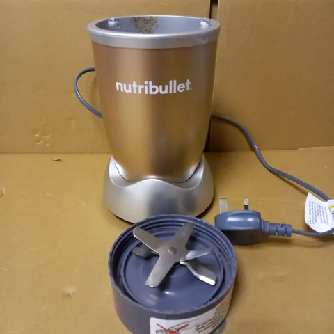 NUTRIBULLET 900W BLENDER CHAMPAGNE MULTI-FUNCTION SMOOTHIE MAKER