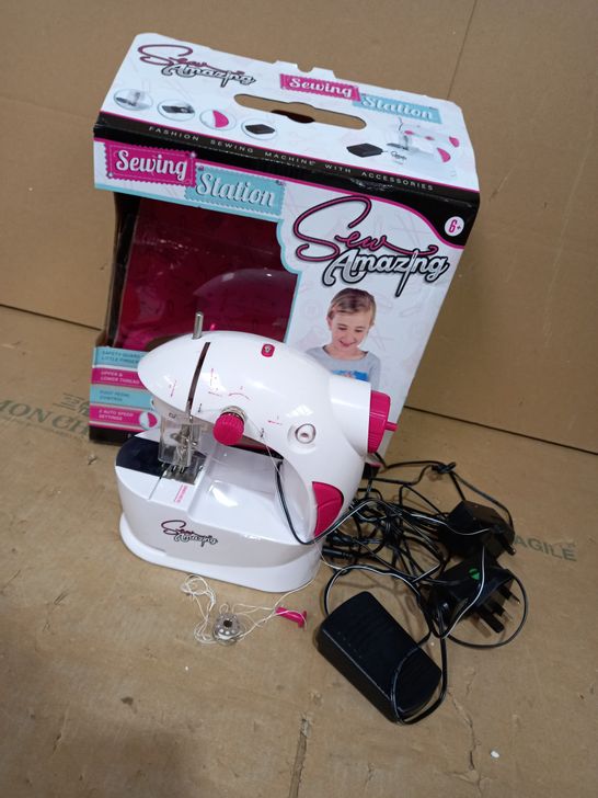 BOXED SEW AMAZING SEWING STATION RRP £39.99