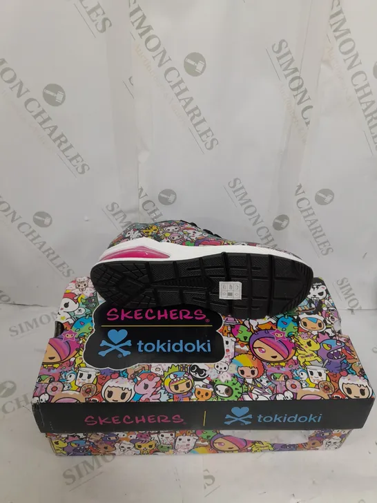 BOXED PAIR OF SKETCHERS TOKIDOKI SIZE 3.5 TRAINER 