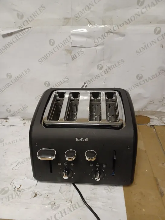 TEFAL 4-SLICE TOASTER