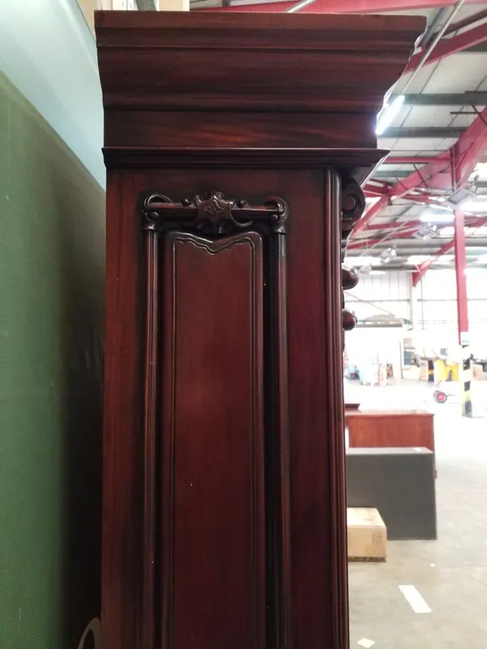 VICTORIAN MAHOGANY VENEER PART GLAZED LOCKABLE BOOKCASE WITH CUPBOARD