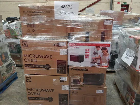 PALLET OF APPROXIMATELY 14 UNPROCESSED RAW RETURN MICROWAVE OVENS TO INCLUDE;