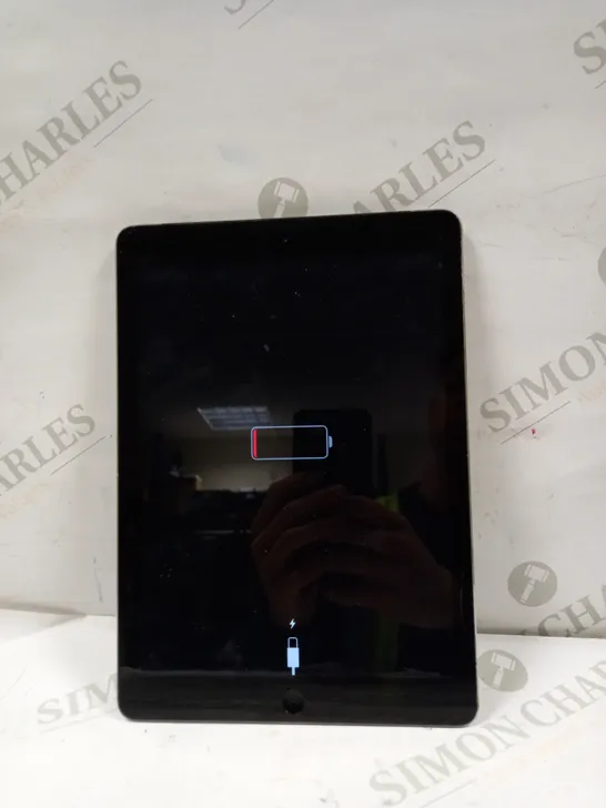 APPLE IPAD AIR A1475