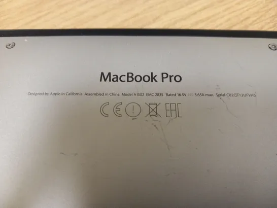 APPLE MACBOOK PRO (A1502 EARLY 2015)