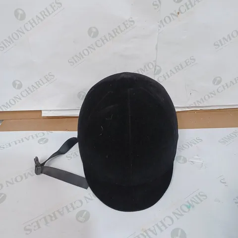 VIRTUE HIGH QUALITY EQUESTRIAN HELMET & HELMET COVER 