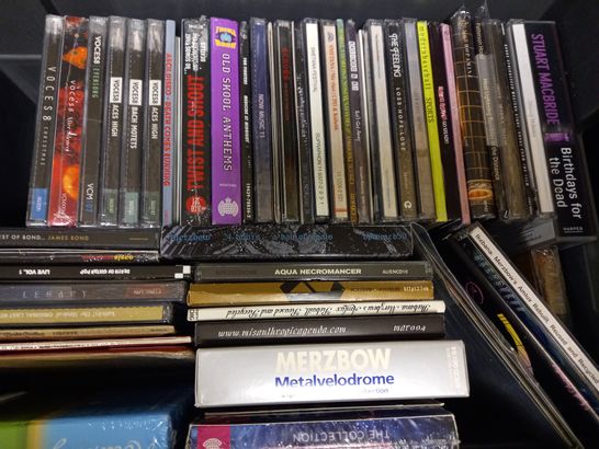 LOT OF APPROXIMATELY 60 CDS & CASSETTES, TO INCLUDE HARRY STYLES, BLACK STONE CHERRY, THE GREATEST SHOWMAN, ETC