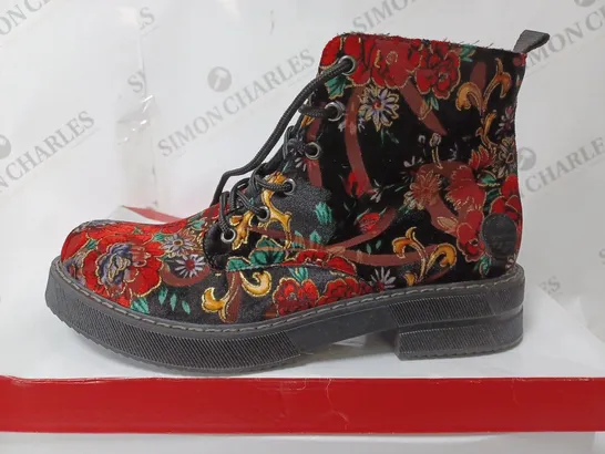 BOXED PAIR OF RIEKER LACE UP BOOTS IN MULTI FLORAL UK SIZE 7.5