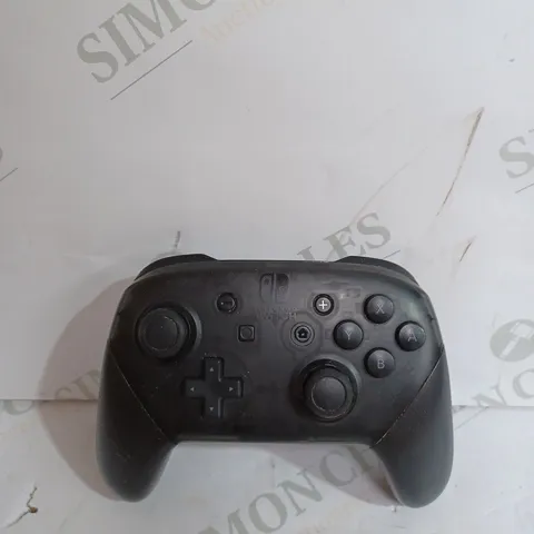 NINTENDO SWITCH WIRED CONTROLLER IN BLACK