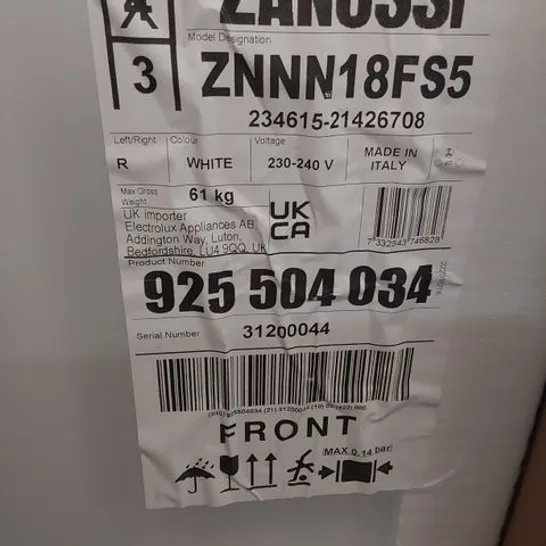 ZANUSSI INTEGRATED 50/50 FRIDGE FREEZER 240L Model ZNNN18FS5 RRP £692