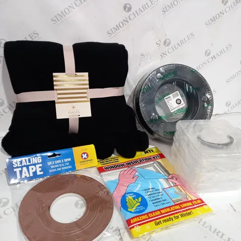 BOX OF APPROXIMATELY 10 ASSORTED ITEMS TO INCLUDE OASIS BLANKET, SEALING TAPE, WINDOW INSULATION KIT ETC